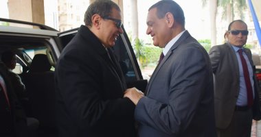 صور .. وزير القوى العاملة يصل البحيرة لافتتاح فاعليات ملتقى التوظيف بدمنهور