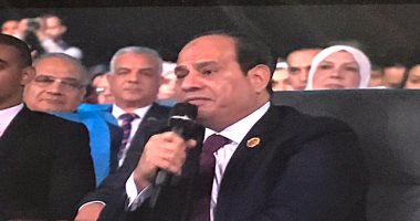السيسى: الحكومة تنتقل للعاصمة الإدارية الجديدة لتقليل أخطاء العامل البشرى