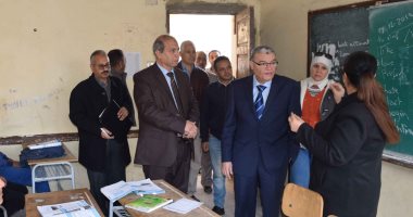 صور.. محافظ المنيا يتفقد عددا من المدارس ويوجه بمراجعة أعمال الصيانة للمرافق