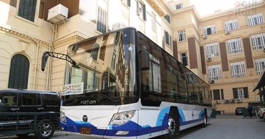 خطط تشغيل خط أتوبيسات كهربائية تربط محطة مترو عدلى منصور بمطار القاهرة.. تسييرها بمسار منعزل مسافة 3 كم لربط المطار بالمترو والقطار الكهربائى القادم من العاصمة الإدارية.. وتكلفة المشروع 280 مليون دولار
