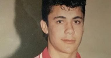 3 تيشرتات منتخب مصر هدية.. اعرف تحدى الصقر أحمد حسن مع جمهوره