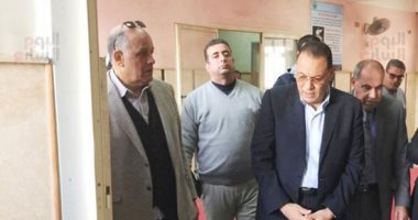 ممدوح غراب للدسوقى رشدى: مستشفيات الشرقية بها 81 ألف متر مكعب أكسجين