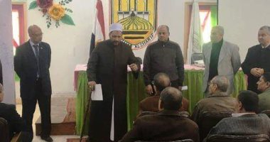 رئيس منطقة الإسكندرية الأزهرية يتابع فعاليات تدريب شيوخ المعاهد الإعدادى الثانوى بميامى