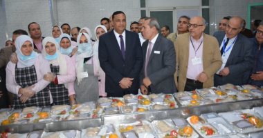 محافظ الدقهلية يزور مستشفى المنصورة العام الجديد ويطلب توفير العلاج للمرضى