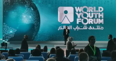 صور.. المشاركون بمنتدى شباب العالم يتوافدون لحضور ختام المنتدى