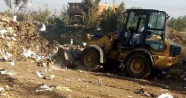 صور.. انطلاق فاعليات مبادرة "بإيدينا نجملها" بقرية سجين الكوم فى الغربية