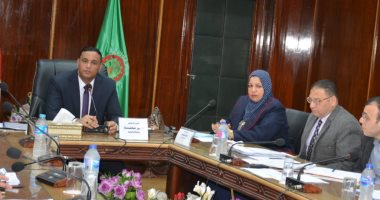 صور.. محافظ الدقهلية: لن أقبل غياب التنفيذين عن لقاء المواطنين تحت أى مبرر