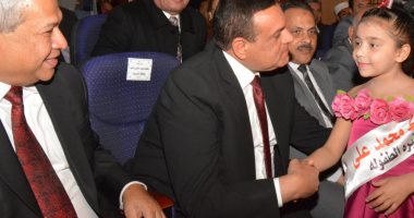 صور.. محافظ البحيرة والسفير الإندونيسى يفتتحان اليوم "الثقافى" المشترك