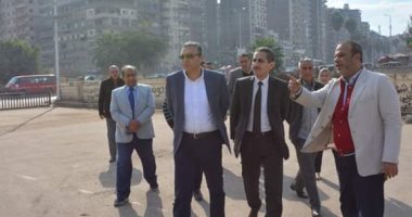 صور.. محافظ الغربية ونائبه يتابعان أعمال الرصف بمركز ومدينة المحلة