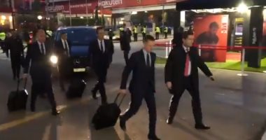 برشلونة ضد الريال.. وصول طاقم تحكيم الكلاسيكو بقيادة هيرنانديز هيرنانديز