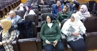 "إستراتيجية مصر 2030 لتنمية الثروة السمكية" ندوة بكلية الطب بيطرى جامعة القناة
