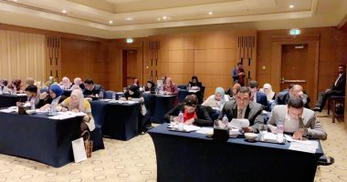 صور.. بدء المقابلات الشخصية لخريجى جامعة المنصورة لوظائف التدريس بالإمارات