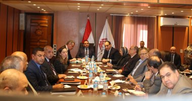عقد اجتماع رؤساء شركات القابضة المعدنية برئاسة مدحت نافع