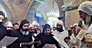 صور.. ترقية 3 رهبان لرتبة الكهنوت بدير الأنبا متاؤس الفاخورى بجبل أصفون بالأقصر