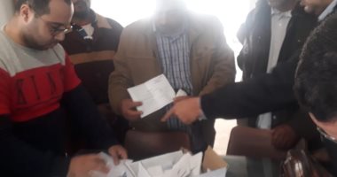 صور .. إجراء القرعة علي بعض المساكن بقرية الأمل شرق قناة السويس بالإسماعيلية