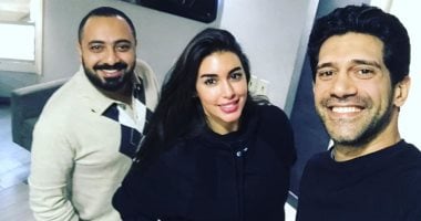 صور.. كواليس بروفات تصوير مسلسل "فرصة تانية" لـ ياسمين صبرى