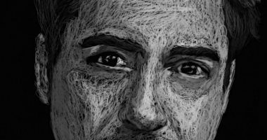 أدهم يعبر عن موهبة فى الرسم ببرامج الديجيتال وأقلام الرصاص