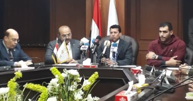 وزير الرياضة يكشف كواليس رفع الإيقاف عن إيهاب عبد الرحمن