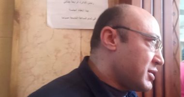 والد محمود البنا بجلسة النطق بالحكم بـ"شهيد الشهامة": أتمنى حكم يثلج صدورنا جميعا