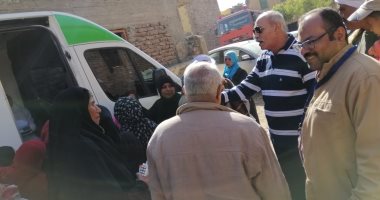 صور.. قافلة طبية بمختلف التخصصات بقرية حاجر الأقالته بالأقصر