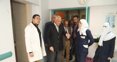 محافظ الجيزة يحيل طبيب وفنى تحليل للتحقيق بمستشفى أبو النمرس