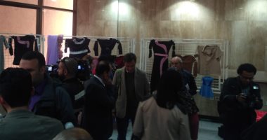 صور.. "تنمية المشروعات" يقيم معرضا للصناعات النسيجية واليدوية بالزاوية الحمراء