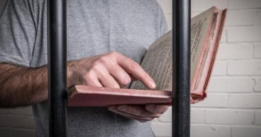 تحقيق للتايمز يرصد تفاقم مشكلة التطرف فى السجون البريطانية