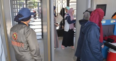 حارسات جامعة الأزهر فرع البنات: نؤمن فتياتنا على مدار 24 ساعة قبل الامتحانات