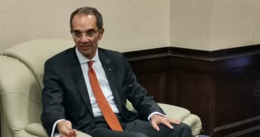 وزير الاتصالات يفتتح معمل إنترنت الأشياء بالقرية الذكية 