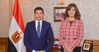 وزيرا الهجرة والرياضة يبحثان التعاون فى مبادرة "مراكب النجاة"