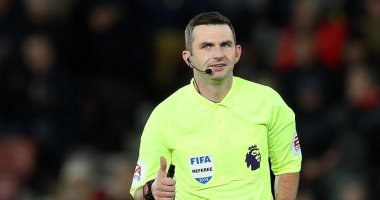 مايكل أوليفر يدير قمة الدوري الإنجليزي بين ليستر سيتي ضد ليفربول