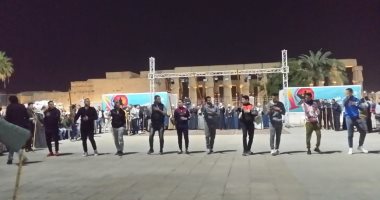 شاهد.. البروفات الختامية للفرق المشاركة بالدورة العاشرة لمهرجان التحطيب بالأقصر