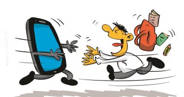 كاريكاتير صحيفة كويتية.. الطلاب يفرون من المذاكرة إلى ألعاب الموبايل