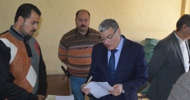 صور.. محافظ المنيا يتابع آلية العمل داخل مشروع النقل الجماعى