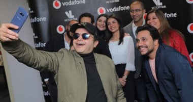 شراكة مميزة تجمع فودافون وأيقونة الكوميديا محمد هنيدى