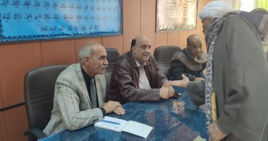 السكرتير المساعد بالأقصر يشهد اللقاء الجماهيرى الأسبوعى لحل مشكلات أهالى القرنة
