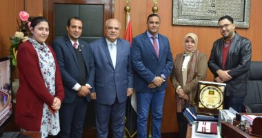محافظ الدقهلية لمسئولي البنك الزراعى : المشاركة المجتمعية واجب علينا جميع لنهضة وبناء المحافظة 