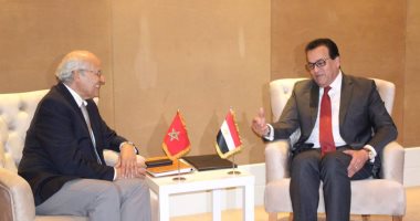 وزير التعليم العالى يدعو نظيره المغربى للمشاركة بالمنتدى العالمى للبحث العلمى