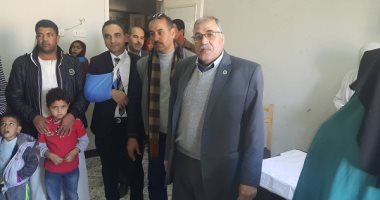 صور.. جامعة الفيوم تنظم قافلة طبية بقرية كحك بحرى بمركز يوسف الصديق