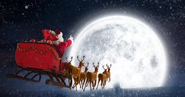 سانتا فى عصر التكنولوجيا.. يستخدم الروبوتات والذكاء الاصطناعى وهداياه 3D