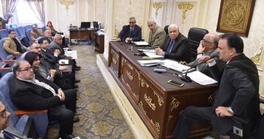البرلمان يناقش 32 اقتراحا فى مختلف القطاعات.. تعديل قوانين الجمعيات الأهلية.. المرور والعقوبات.. تطوير مكاتب البريد.. والاهتمام بمنظومة الطرق الداخلية أبرز الموضوعات على مائدة لجنة الاقتراحات