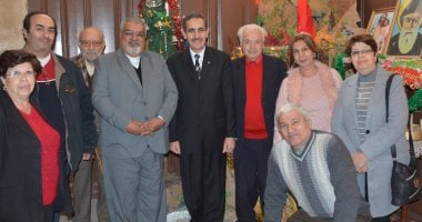 محافظ الغربية يزور بطريركية الروم الكاثوليك بطنطا لتقديم التهنئة بأعياد الميلاد