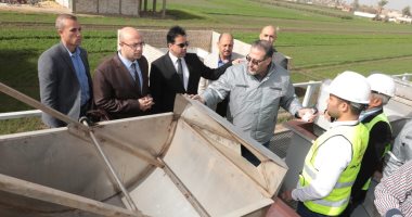 محافظ بنى سويف يتفقد مشروع الصرف الصحى ويزور الأديرة والكنائس للتهنئة بعيد الميلاد