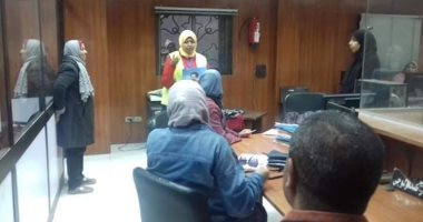 صور.. حملة لتوعية العاملين بديوان محافظة الأقصر بمخاطر الإدمان  