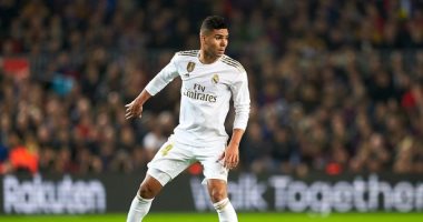 ريال مدريد يستقر على تجديد عقد كاسيميرو موسمين 