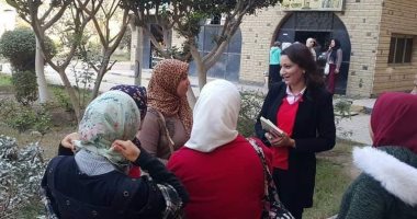 صور.. نائب محافظ الجيزة توجه بتطوير الخدمات المقدمة لطلاب مدينة الطلبة