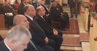 محافظ القاهرة يزور كنيسة الأرمن الكاثوليك لتقديم التهنئة بعيد الميلاد