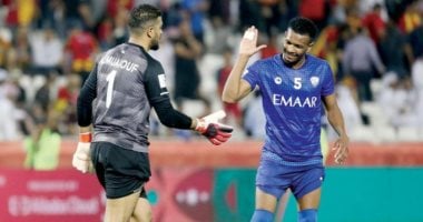 الهلال السعودى يفتح ملف التجديد للمعيوف والبليهي