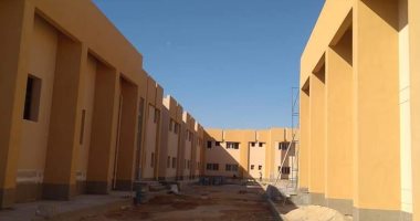 شاهد آخر ما توصلت إليه أعمال الإنشاءات بأول كليتين بفرع جامعة جنوب الوادي بالغردقة
