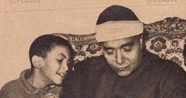 الذكرى الـ41 لرحيل قارئ الملوك والرؤساء الشيخ مصطفى إسماعيل.. فاروق عينه قارئًا للقصر الملكى.. وحصل على وسام الاستحقاق من عبد الناصر.. أم كلثوم قالت له: "بنبسط لما اسمعك".. وعبد الوهاب والسنباطى تعلما منه